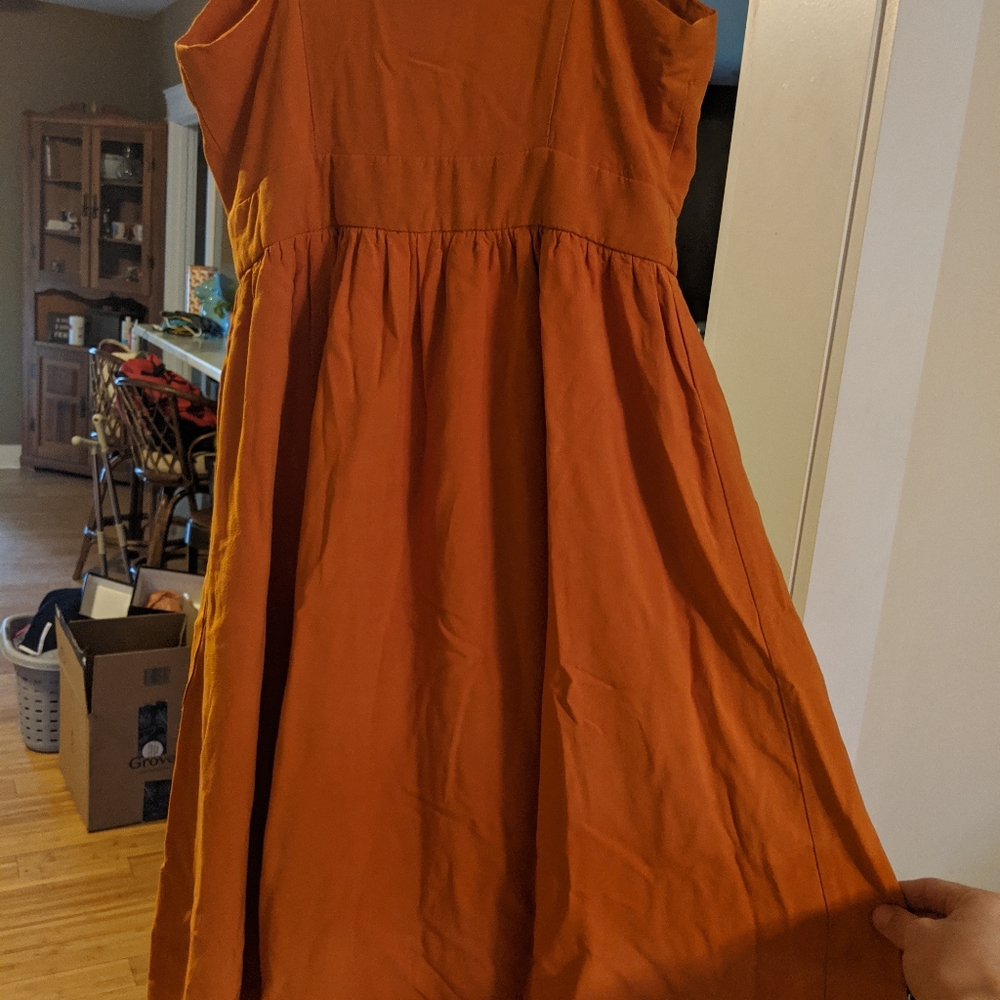 Lucy Wang Dress - Picture 5 of 7